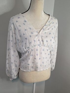 Abercrombie & Fitch White Floral V-Neck Peasant Style Top / XL